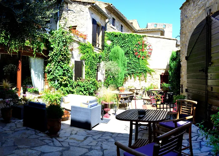 Hotel Le Saint Laurent